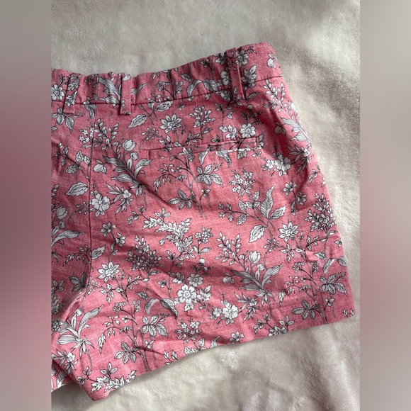 GAP Khakis by GAP Pink Floral Print Summer Short 06 R - Picture 8 of 14